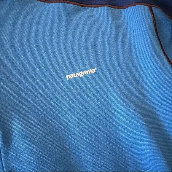 Patagonia Capilene 3 Midweight Zip Neck Pullover - Picture 2 of 4